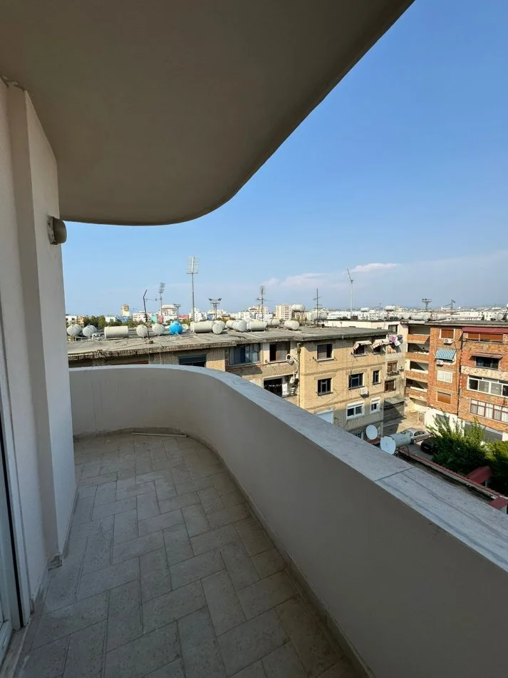 Durres, shitet apartament 2+1+Aneks+Ballkon Kati 5, 132 m² 135.000 € (Ish rajoni)