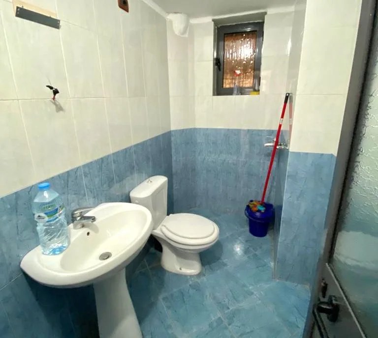 Ambient me Qera 📍Farmacia 10 (45m²) || 370€/muaj