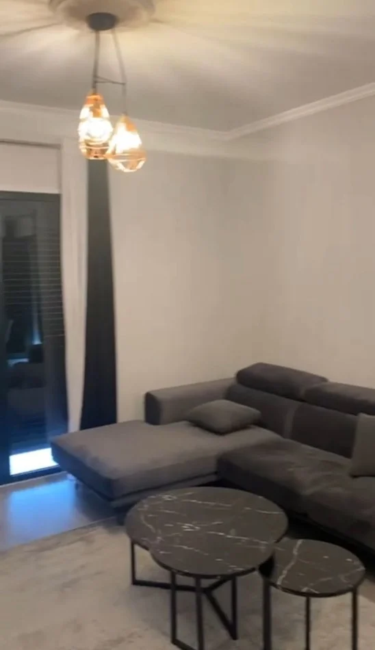 Tirane, jepet me qera apartament 2+1 Kati 1, 110 m² 500 € (Astir, Kompleksi "Green City")