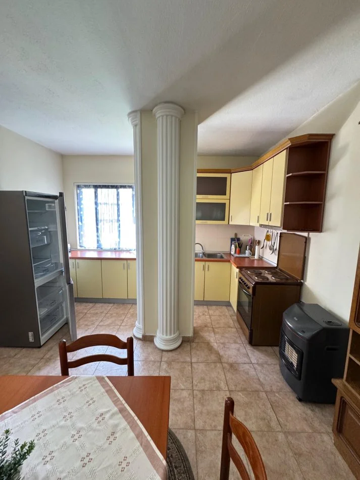 Tirane, jap me qera apartament 1+1+Ballkon Kati 5, 65 m² 550 € (sheshi willson)