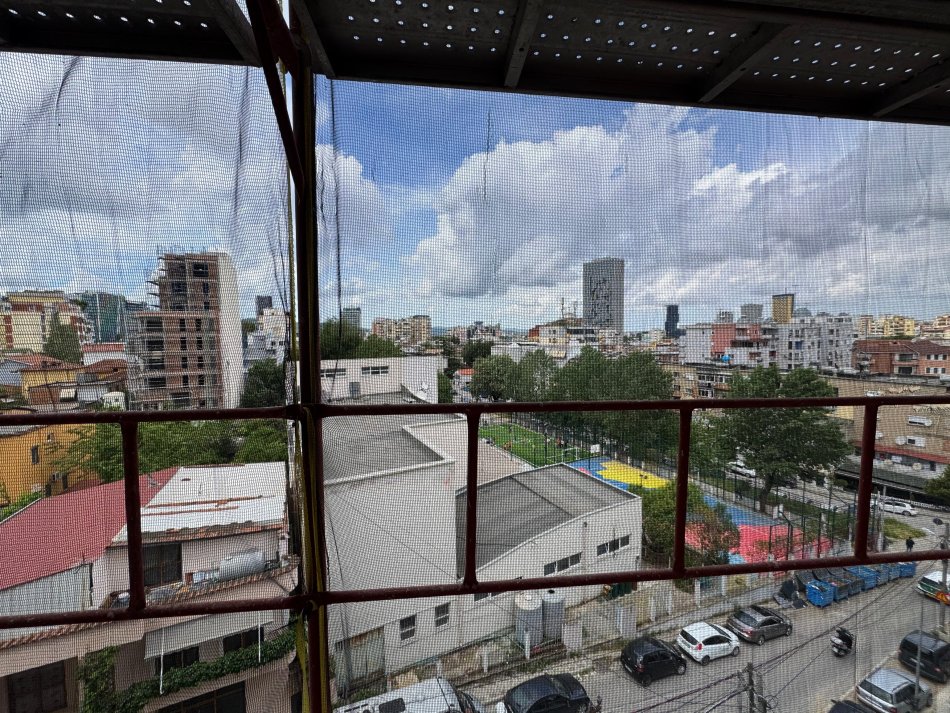 Tirane, shes apartament 2+1+Ballkon Kati 4, 96 m² 216.000 € (Mustafa Mara)