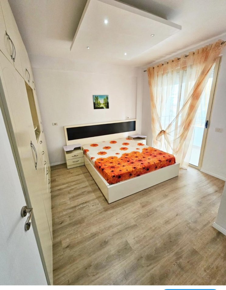 Tirane, Shitet OKAZION Apartament 2+1 Kati 4, 91 m² (SHITET SUPER APARTAMENT 2+1 ME HIPOTEKE TEK FRESKU, NE KRAH TE LOKAL FRESKUT, TEK LAVAZHI,)
