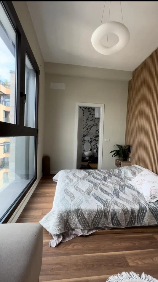 Tirane, jepet me qera apartament 2+1 Kati 9, (Rruga e Kosovareve)