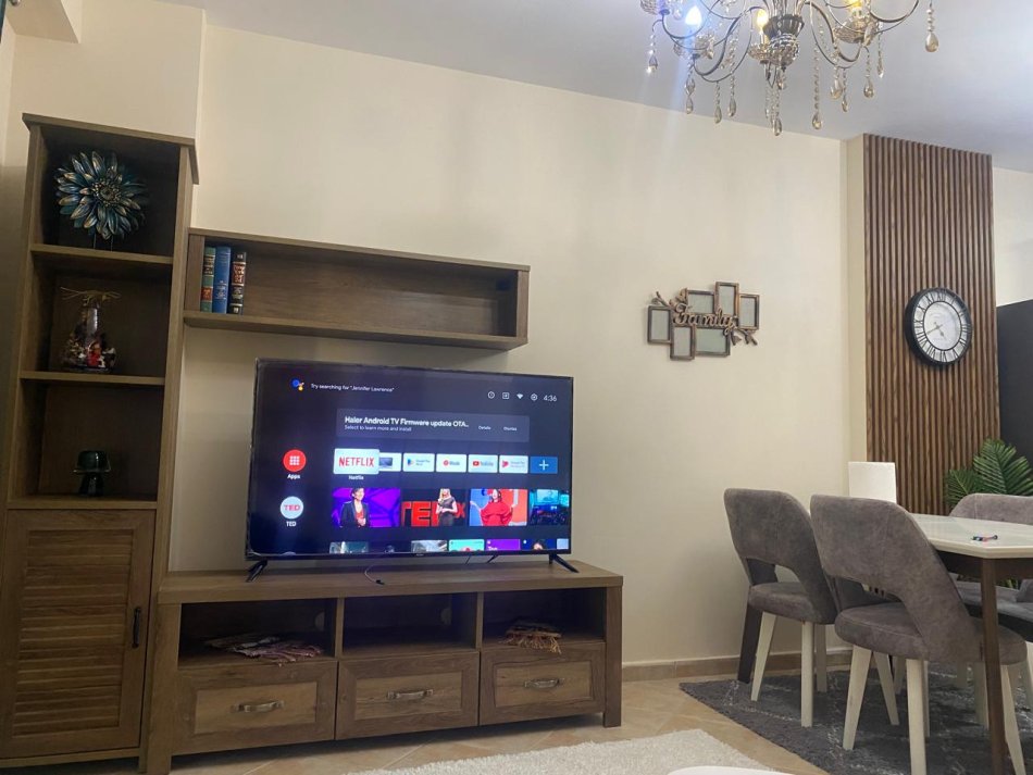 Tirane, jap me qera apartament 1+1 Kati 2, 65 m² 550 € (rruga Shkelqim Fusha, prane qendres Kristal)