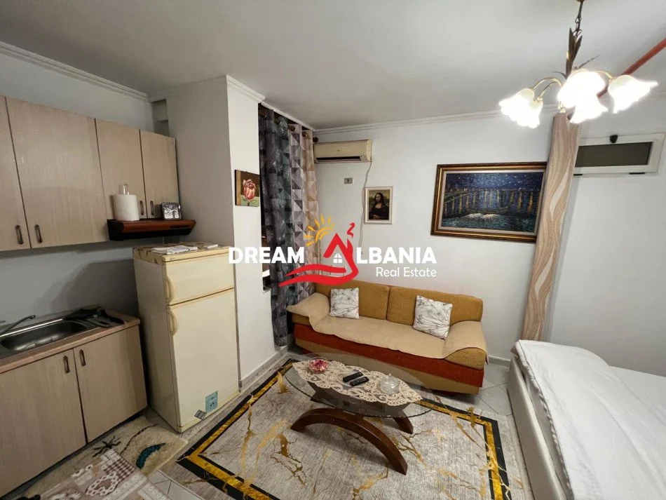 Tirane, shitet apartament 1+1 , 33 m² 85000  €