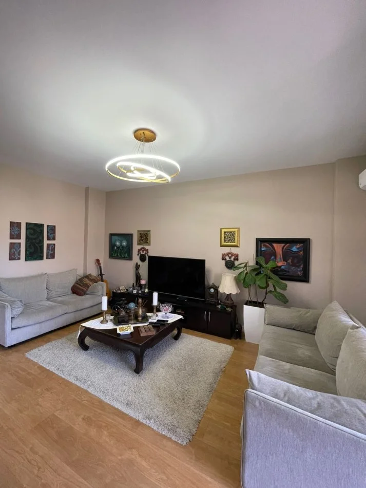 Durres, shitet apartament 3+1+Aneks+Ballkon Kati 2, 115 m² (Vollga)