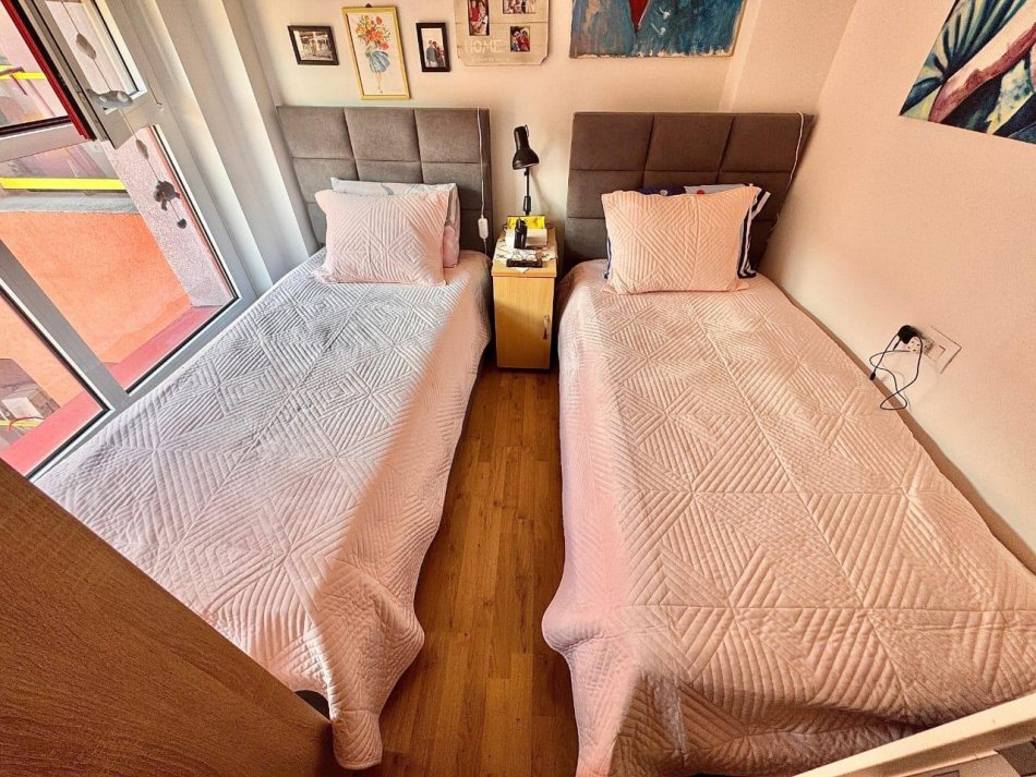 Tirane, shitet apartament 1+1+Aneks+Ballkon Kati 8, 81 m² 130.000 € ( SHITET APARTAMENT 2+1 TEK KOMPLEKSI MANGALEM NE ALI DEM)