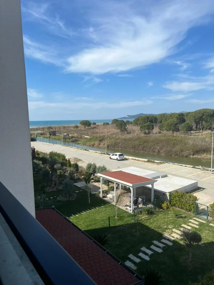 Gjiri Lalezit | Hamallaj, shitet apartament 1+1+Aneks+Ballkon Kati 2, 71 m² 220.000 € (Hamallaj)