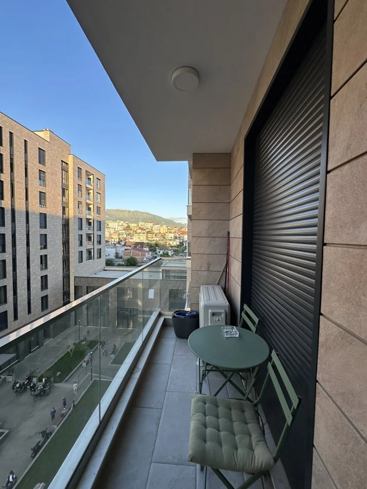 Tirane, shitet apartament 2+1+Ballkon Kati 4, 73 m² 154.000 € (Porcelan)