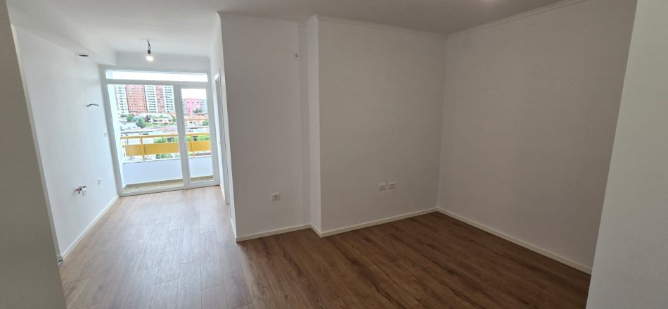 Tirane, shitet 1+1 Kati 7, 53 m² 115.000 € (SHITET SUPER APARTAMENT 1+1 TEK RRUGA IRFAN TOMINI( PERBALL KOMPLEKSIT DELIJORGJI))
