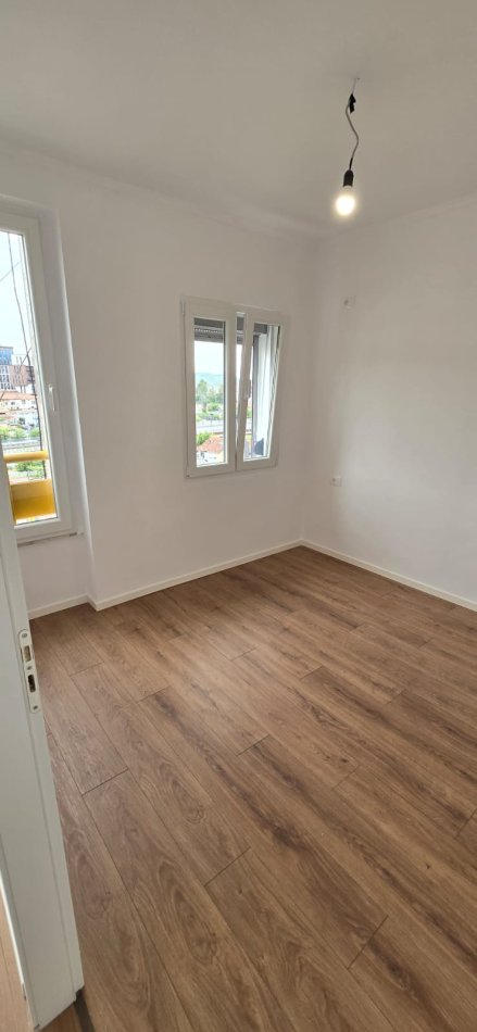 Tirane, shitet 1+1 Kati 7, 53 m² 115.000 € (SHITET SUPER APARTAMENT 1+1 TEK RRUGA IRFAN TOMINI( PERBALL KOMPLEKSIT DELIJORGJI))