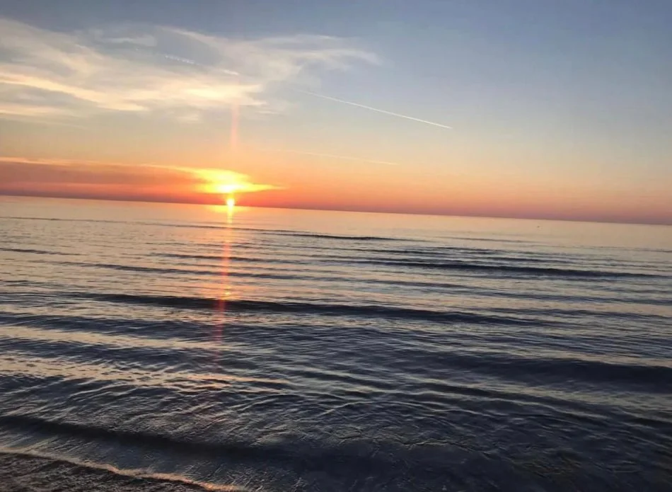 Durres, jepet me qera apartament 1+1+Ballkon Kati 3, 60 m² 60 € (shkembi i kavajes durres)