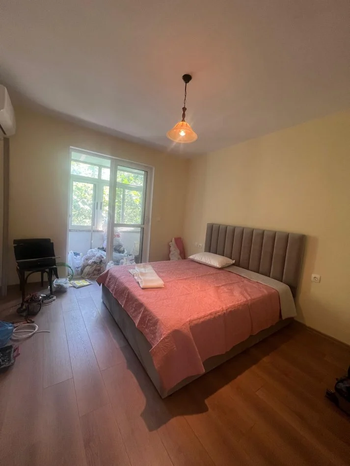Tirane, jepet me qera apartament 2+1+Ballkon , (Vasil Shanto)