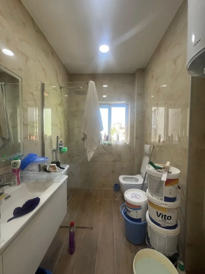 Tirane, jepet me qera apartament 2+1+Ballkon , (Vasil Shanto)