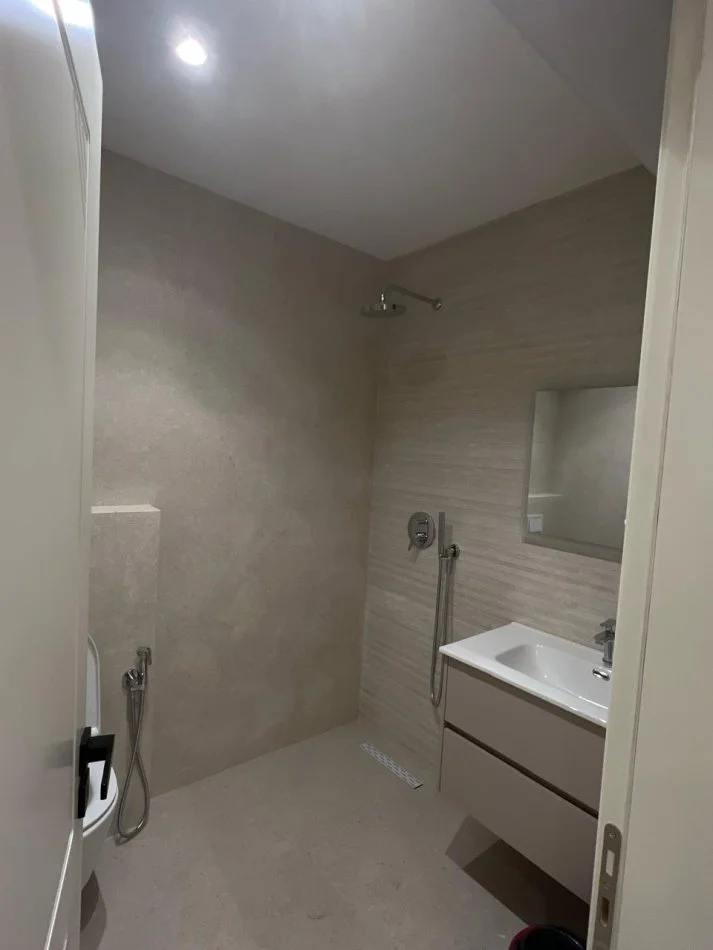 Tirane, Jepet me qera apartament 2+1 Kati 11, (DELIJORGJI)