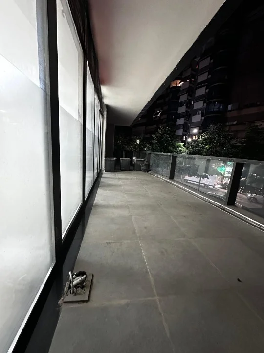 Tirane, jepet me qera Kati 1, 230 m² 2.500 € (Selvi)