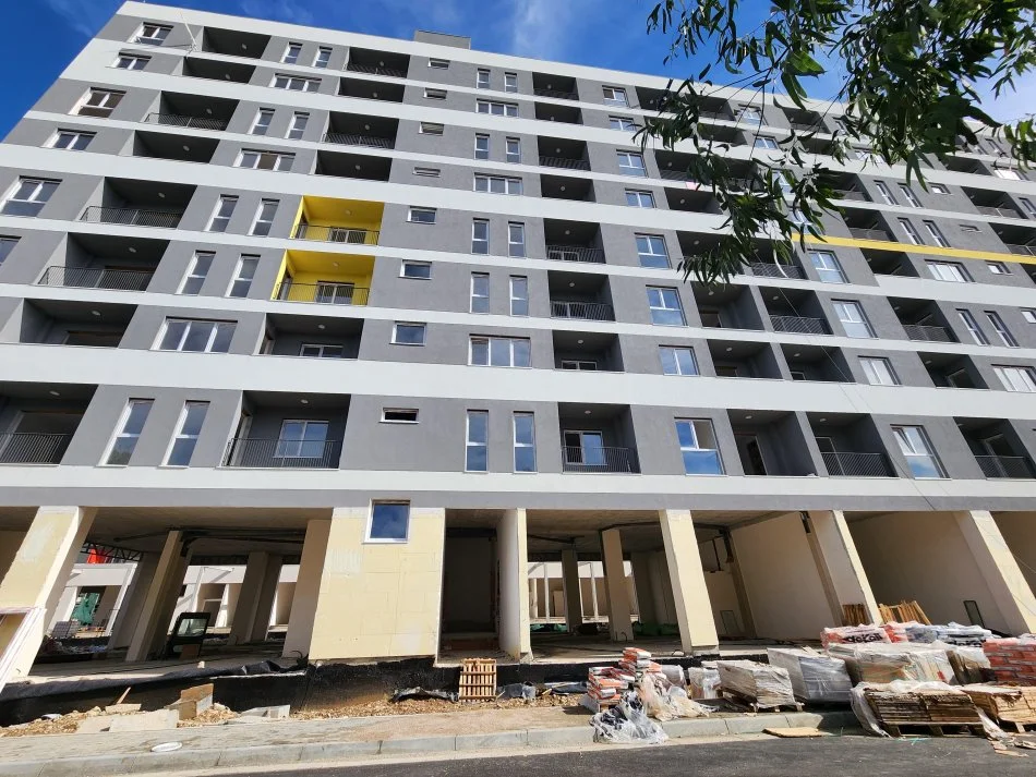 SHITET: ⭐️ Apartament Ideal 1+1+1 Ballkon - Rezidenca Univers City 📍- Pranë QTU - TIRANË me planimetri Perfekte dhe Orientimi Lindje Plotë Dritë. 🔥