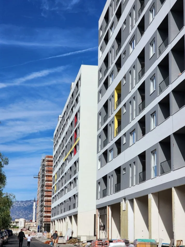 SHITET: ⭐️ Apartament Ideal 1+1+1 Ballkon - Rezidenca Univers City 📍- Pranë QTU - TIRANË me planimetri Perfekte dhe Orientimi Lindje Plotë Dritë. 🔥