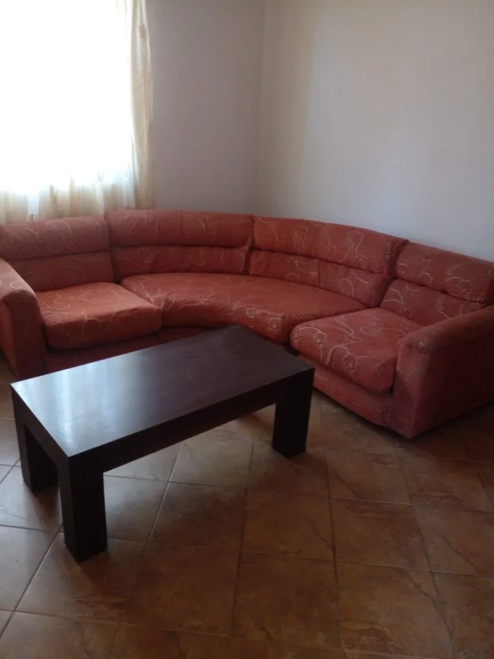 Tirane, jepet me qera apartament 2+1+Ballkon Kati 3, 120 m² 400 € (Selite)