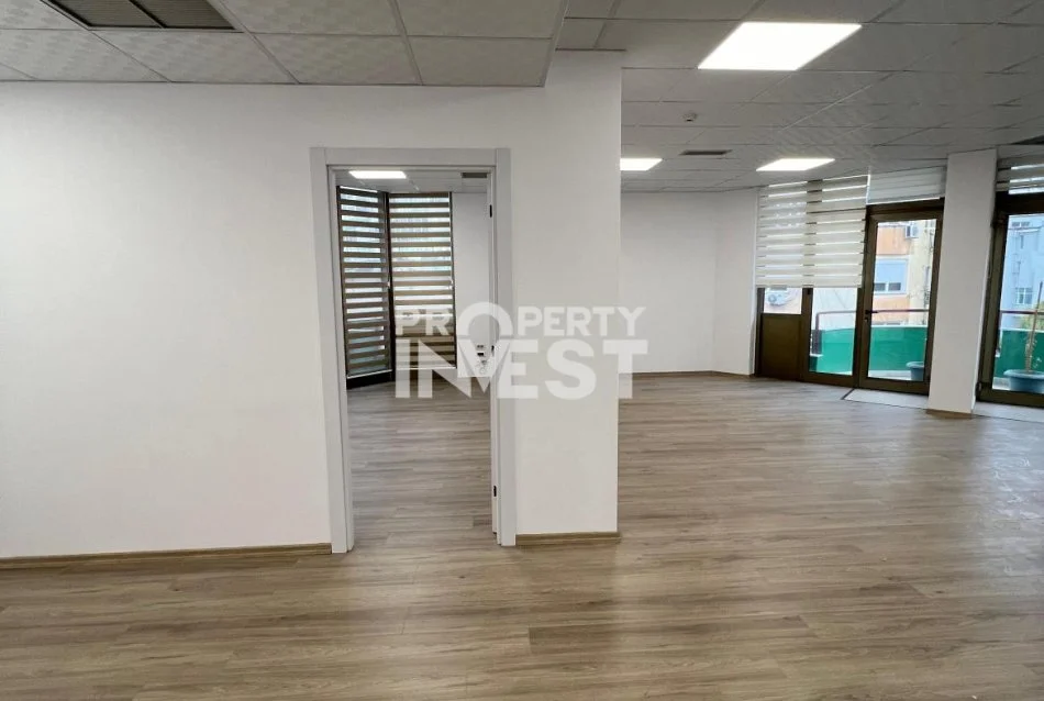 Tirane, jepet me qera zyre Kati 3, 100 m² 1.650 € (Sheshi Willson)