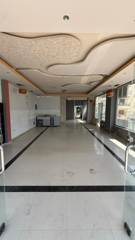 Tirane, shitet ambjent biznesi Kati 0, 294 m² 398.000 € (Kodra e Diellit, pranë kompleksit Eleonora)