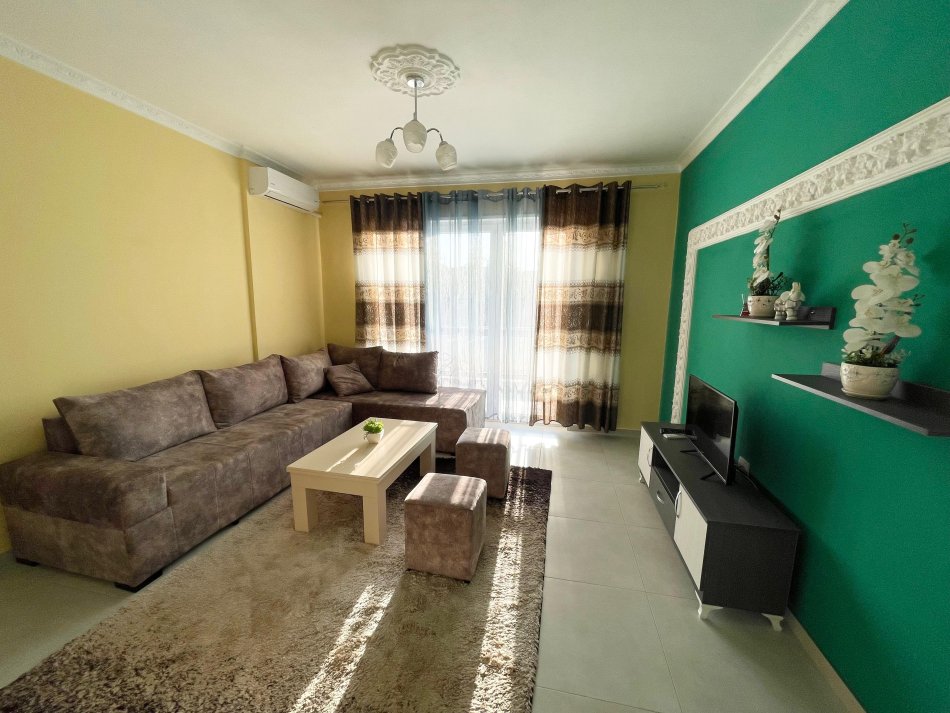 Tirane, jepet me qera apartament 1+1+Ballkon Kati 6, 65 m² 470 € (rruga fuat toptani)