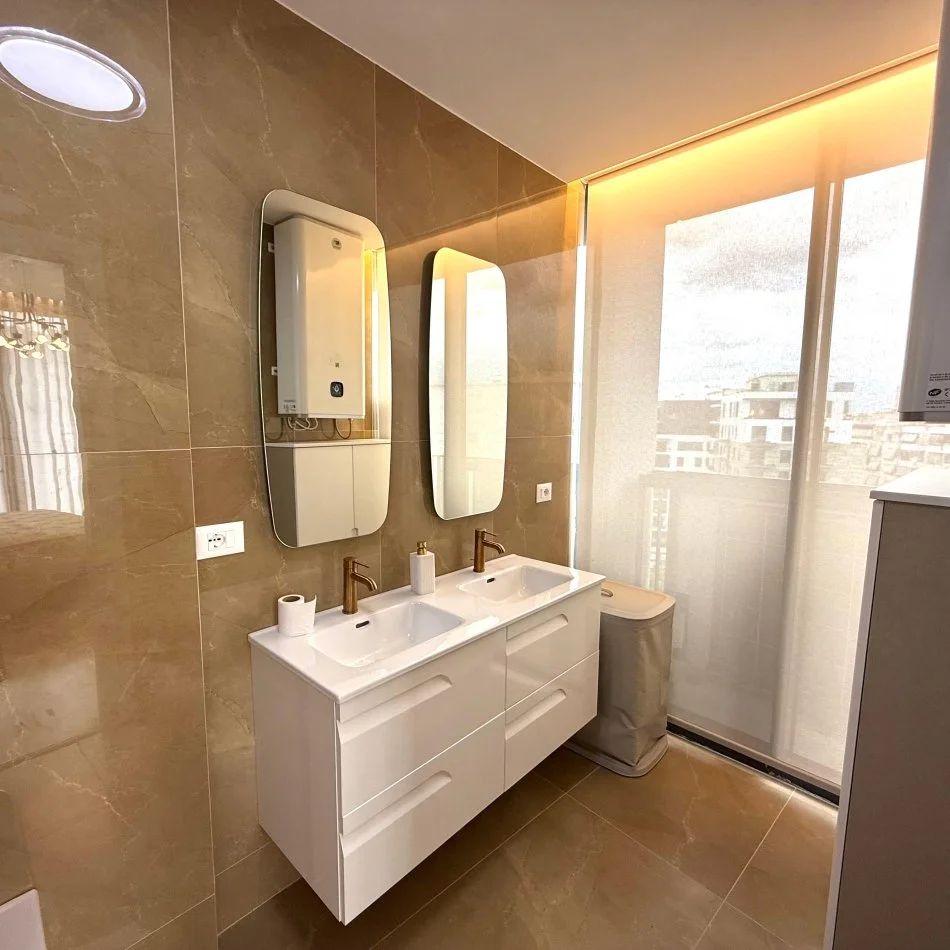 Tirane, shitet apartament 3+1+Aneks+Ballkon Kati 10, 237 m² 700.000 €