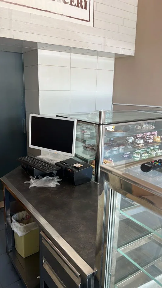 Tirane, jepet me qera ambjent biznesi Kati 0, 110 m² 700 € (Qytet Studenti)