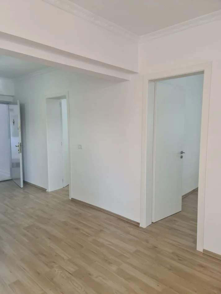 Tirane, shitet apartament 2+1 Kati 6, 73 m² 150.000 € (Stadiumi dinamo)