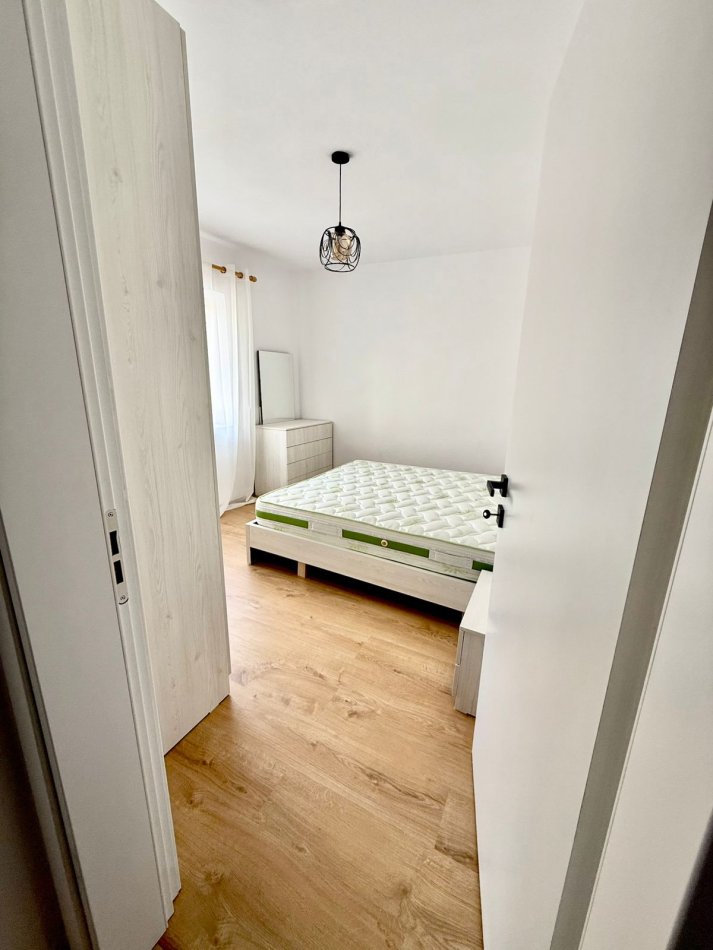 Tirane, jepet me qera apartament 1+1+Aneks Kati 2, 56 m² 500 € (rruga Bardhyl)