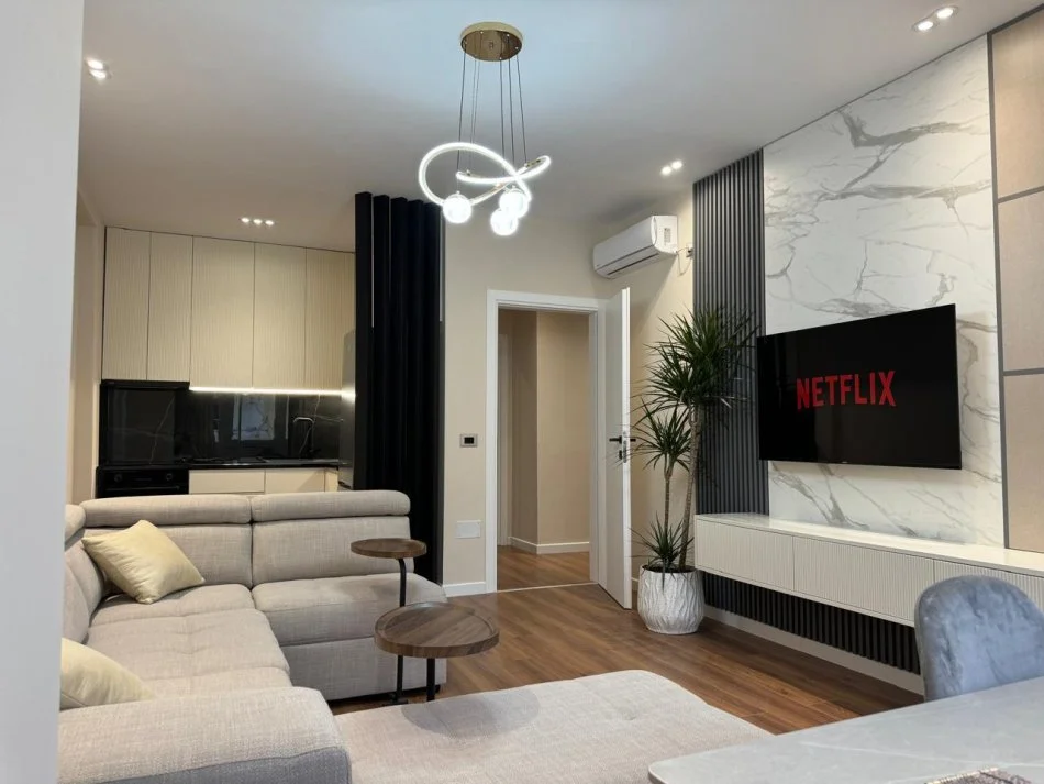 Durres, shitet apartament 1+1+Aneks+Ballkon Kati 8, 65 m² 129.000 € 