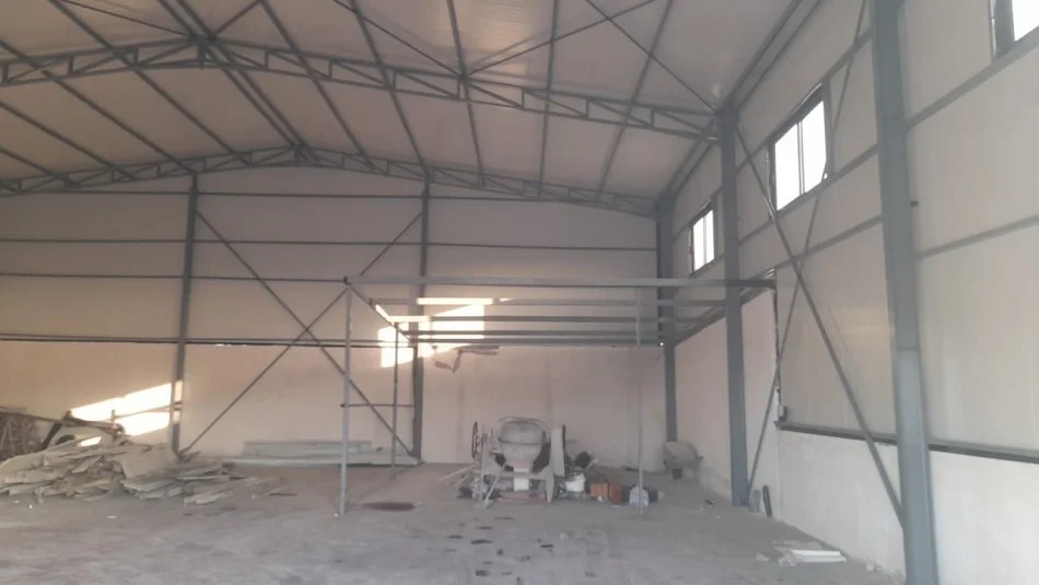 Durres, jepet me qera magazine Kati 0, 800 m² 1.000 € (Kenete)