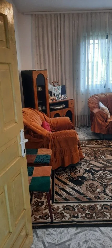 Durres, shitet shtepi 2 Katshe Kati 2, 300 m² 130.000 € (Rrashbull)