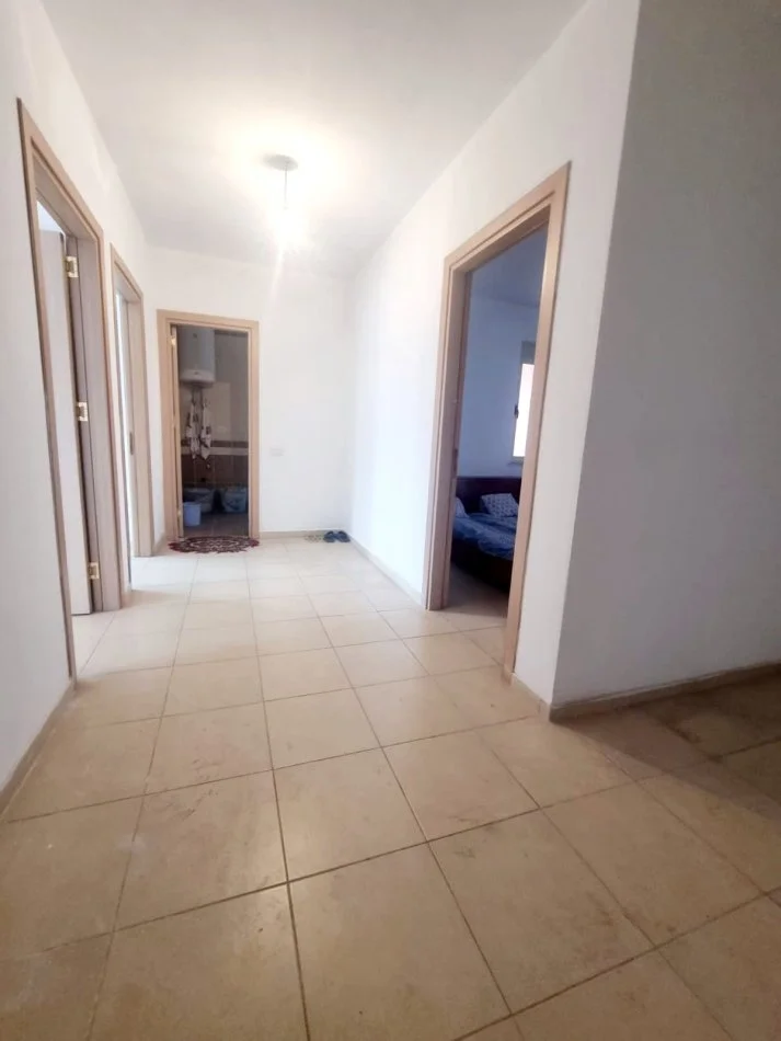 Durres, shitet apartament 3+1+Ballkon Kati 3, 134 m² 118.000 € (Plazh Durres Tropikal)