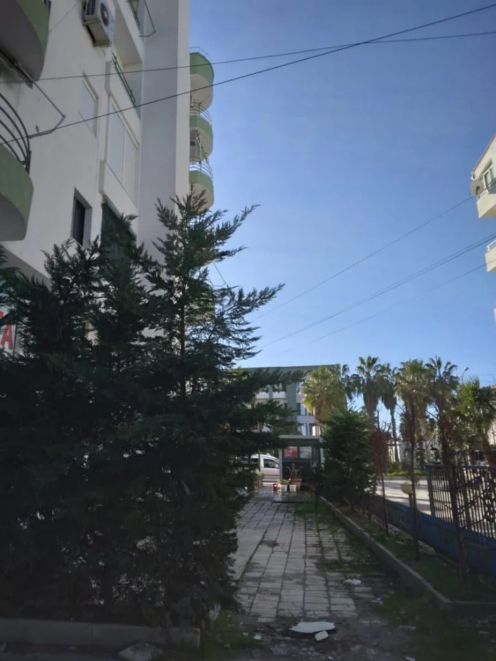 Golem, jepet me qera apartament 2+1+Aneks+Ballkon Kati 4, 95 m² 700 € (Golem)