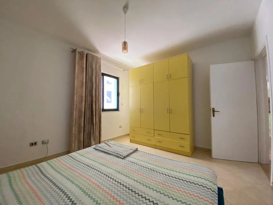 Shqiperi, shitet apartament 1+1 Kati 4, 88.000 € 