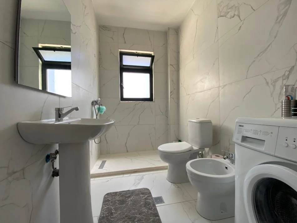 Shqiperi, shitet apartament 1+1 Kati 4, 88.000 € 