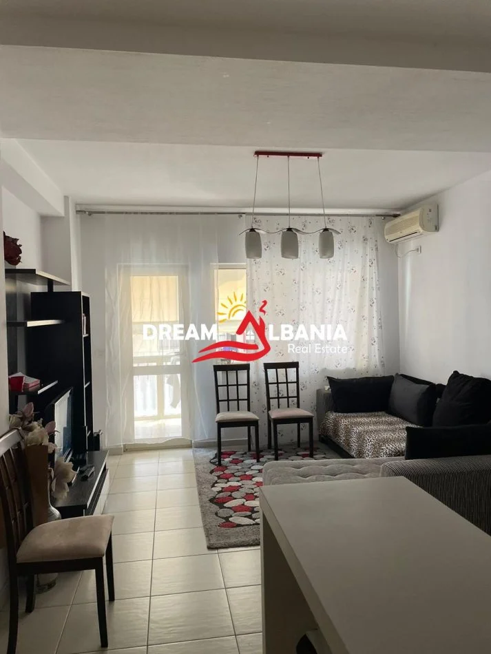 Tirane, shitet apartament 1+1+Ballkon Kati 4, 64 m² 105.000 € (Ne Yzberisht )