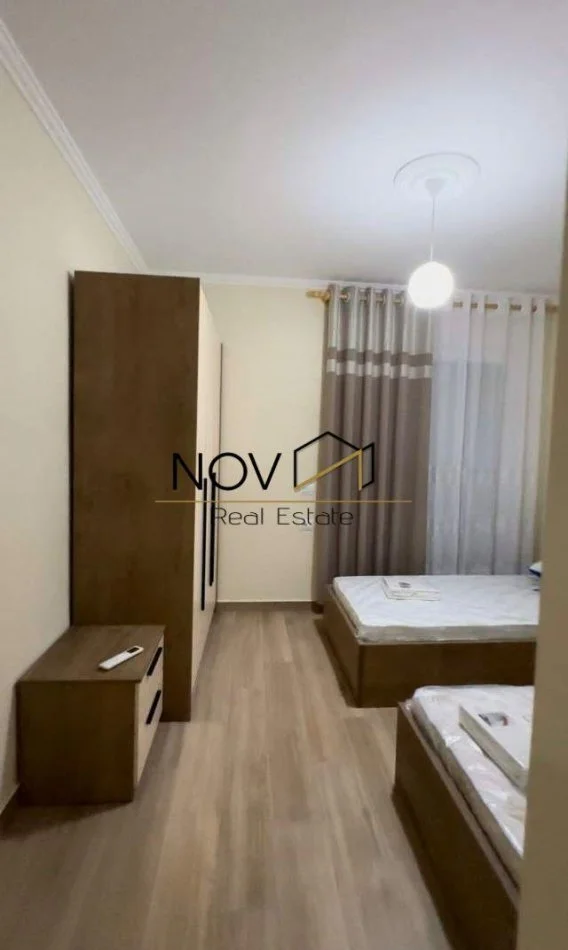 Tirane, jepet me qera apartament 2+1+Ballkon Kati 7, 100 m² (Don Bosko, prane kompleksit Fiori di Bosko)