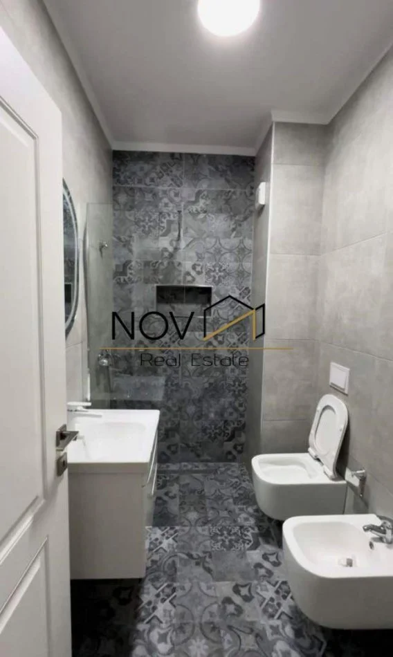 Tirane, jepet me qera apartament 2+1+Ballkon Kati 7, 100 m² (Don Bosko, prane kompleksit Fiori di Bosko)