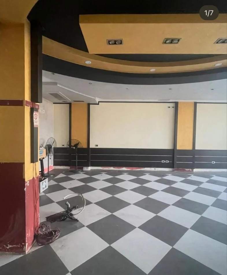 Tirane, jepet me qera ambjent biznesi Kati 1, 130 m² 650 € (Kamez, prane Raiffeisen Bank)