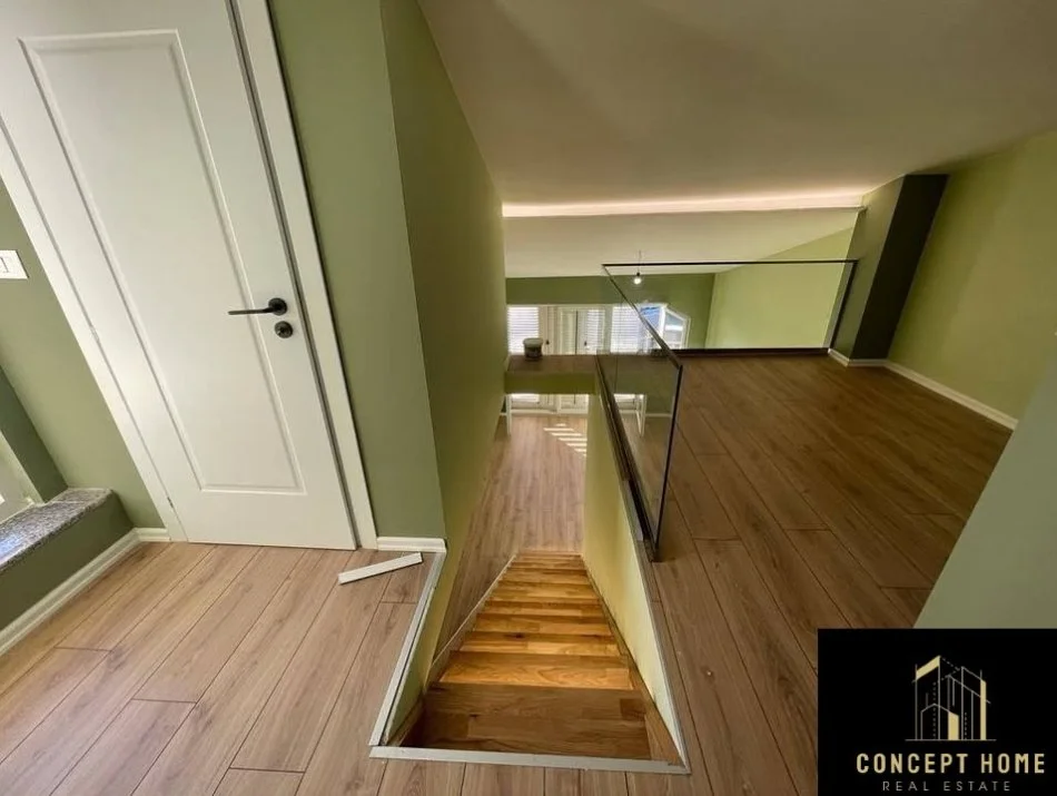 Tirane, shitet apartament duplex 3+1 Kati 4, 150 m² 190.000 € (Fresk, prane "Bosfor Bar")