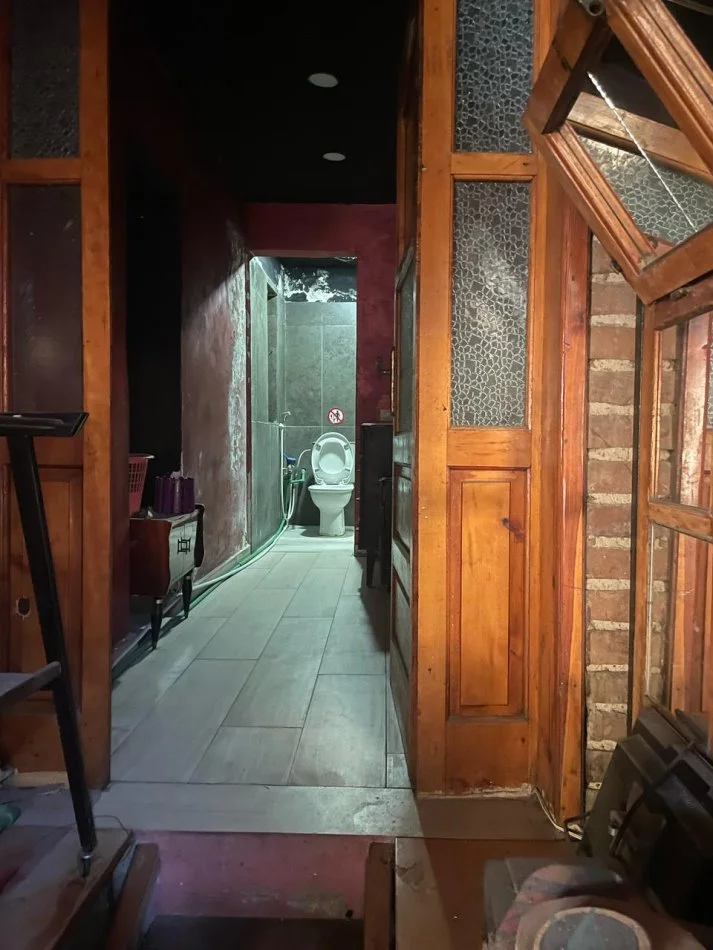 Tirane, jepet me qera ambjent biznesi Kati 0, 40 m² 350 € (Stacioni i trenit)