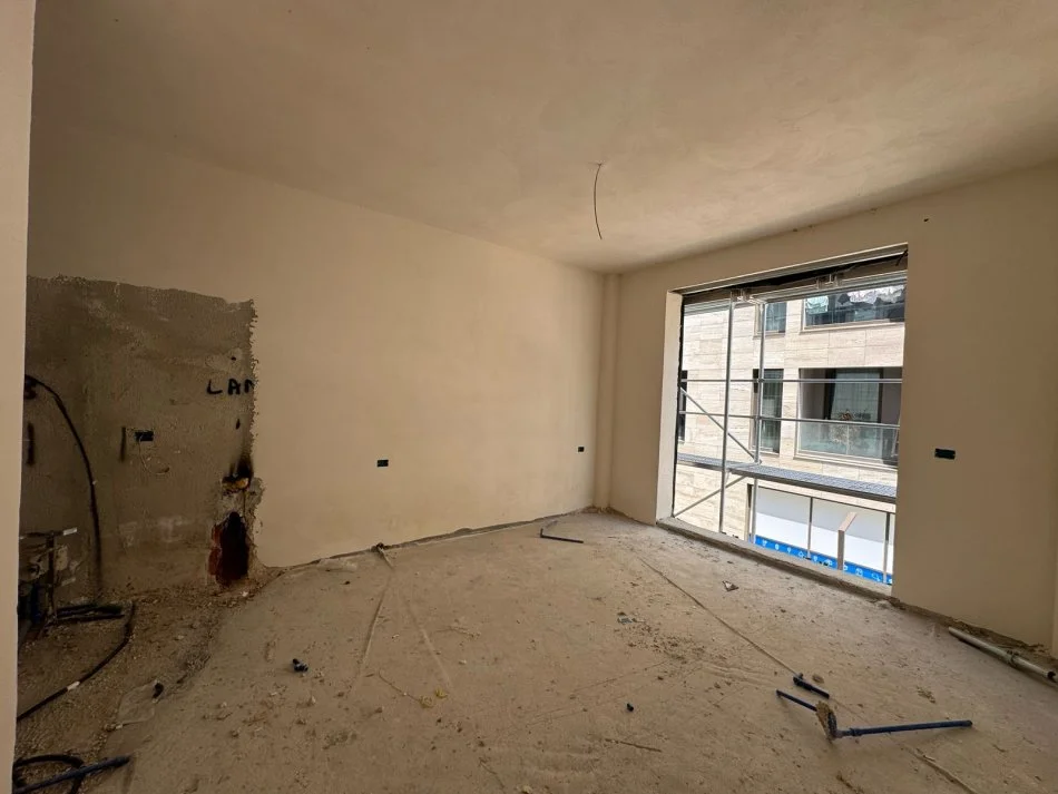 Tirane, shitet apartament 2+1+Ballkon Kati 2, 110 m² 260.000 € (Prane Radisson Collection)