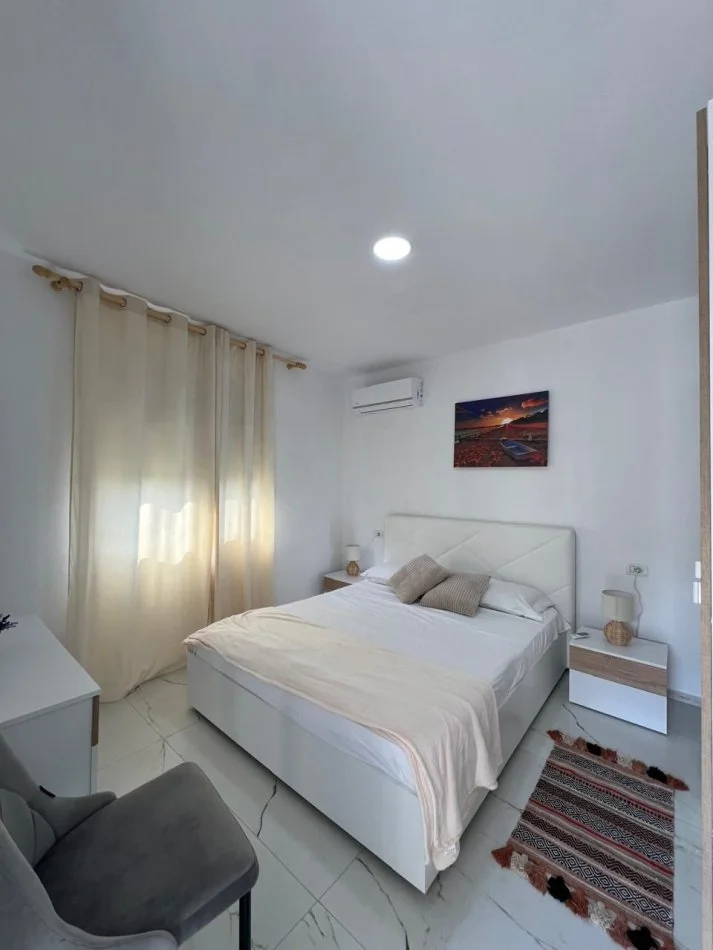 Durres, jepet me qera shtepi 1+1+Aneks+Ballkon Kati 0, 70 m² 350 € (Vollga)