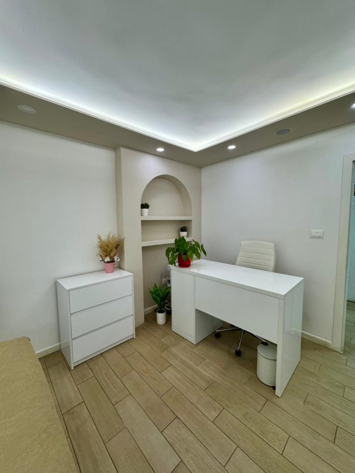 AMBIENT BIZNESI KRYQEZIMI I VASIL SHANTOS  68 m² 750 €