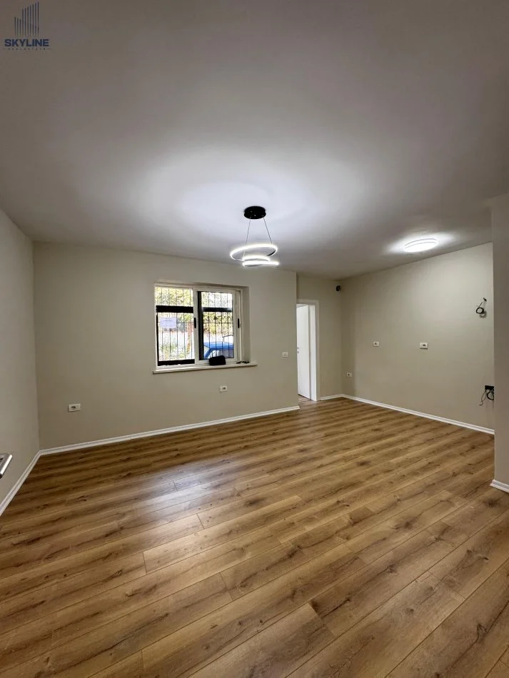 Tirane, shitet apartament 1+1 Kati 1, 53 m² 87.000 € 