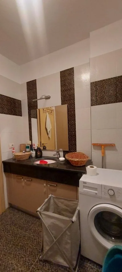 Tirane, jepet me qera apartament 2+1 Kati 7, 82 m² 500 € (Astir, Rr. “Mikel Maruli”)