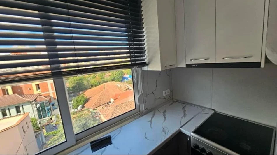 Tirane, jepet me qera apartament 2+1 Kati 5, 100 m² 600 € (Qender, prane Bankes se Shqiperise)