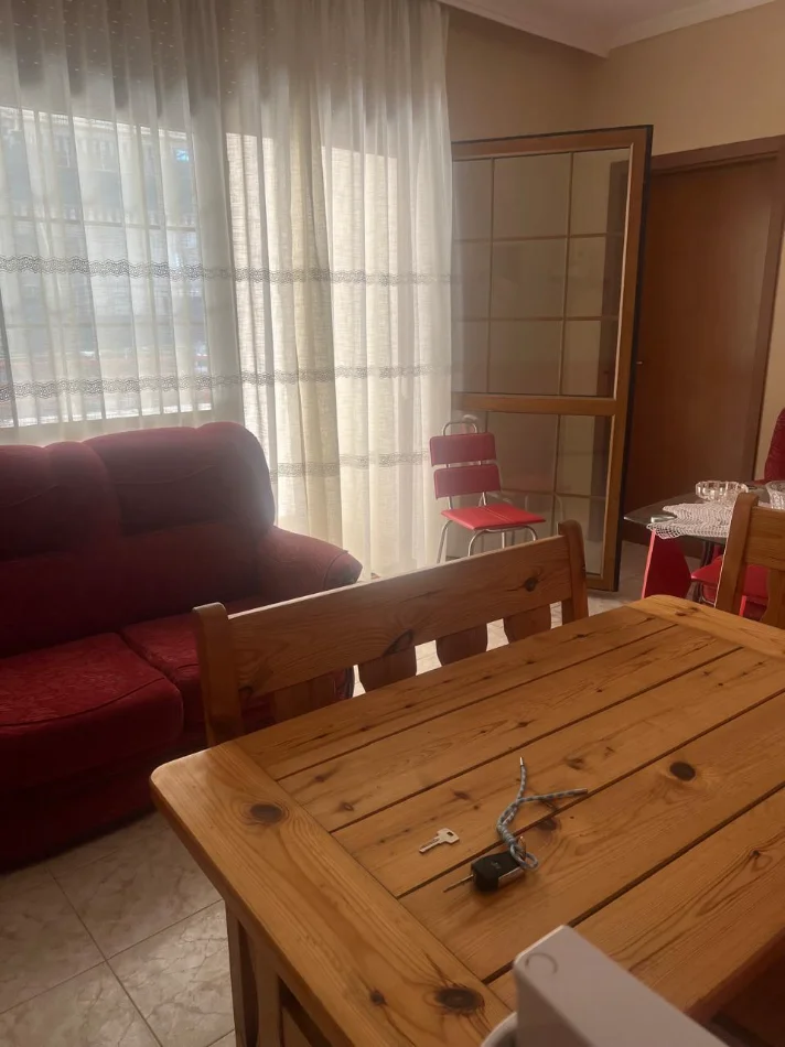 DURRES SHITET APARTAMENT 1+1 NE GOLEM  100.000 €
